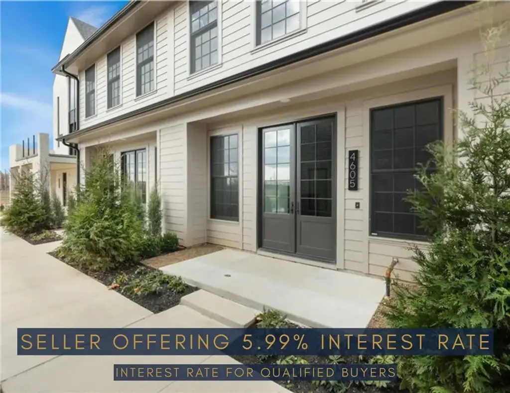 4605 S 47th Street, Rogers