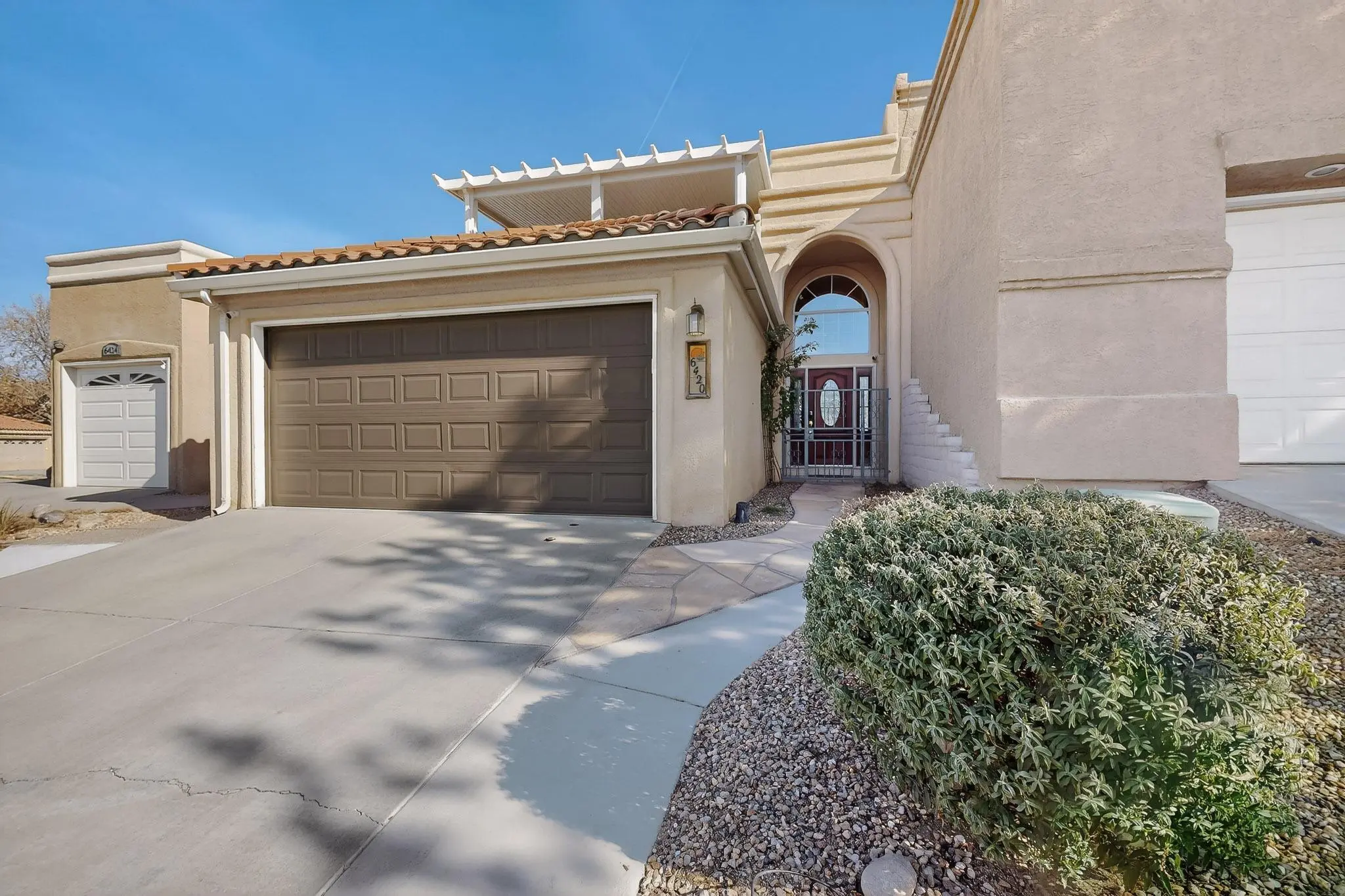 6420 Canterbury Ne, Albuquerque