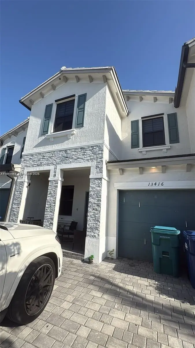 Photo of Listing #A11953563