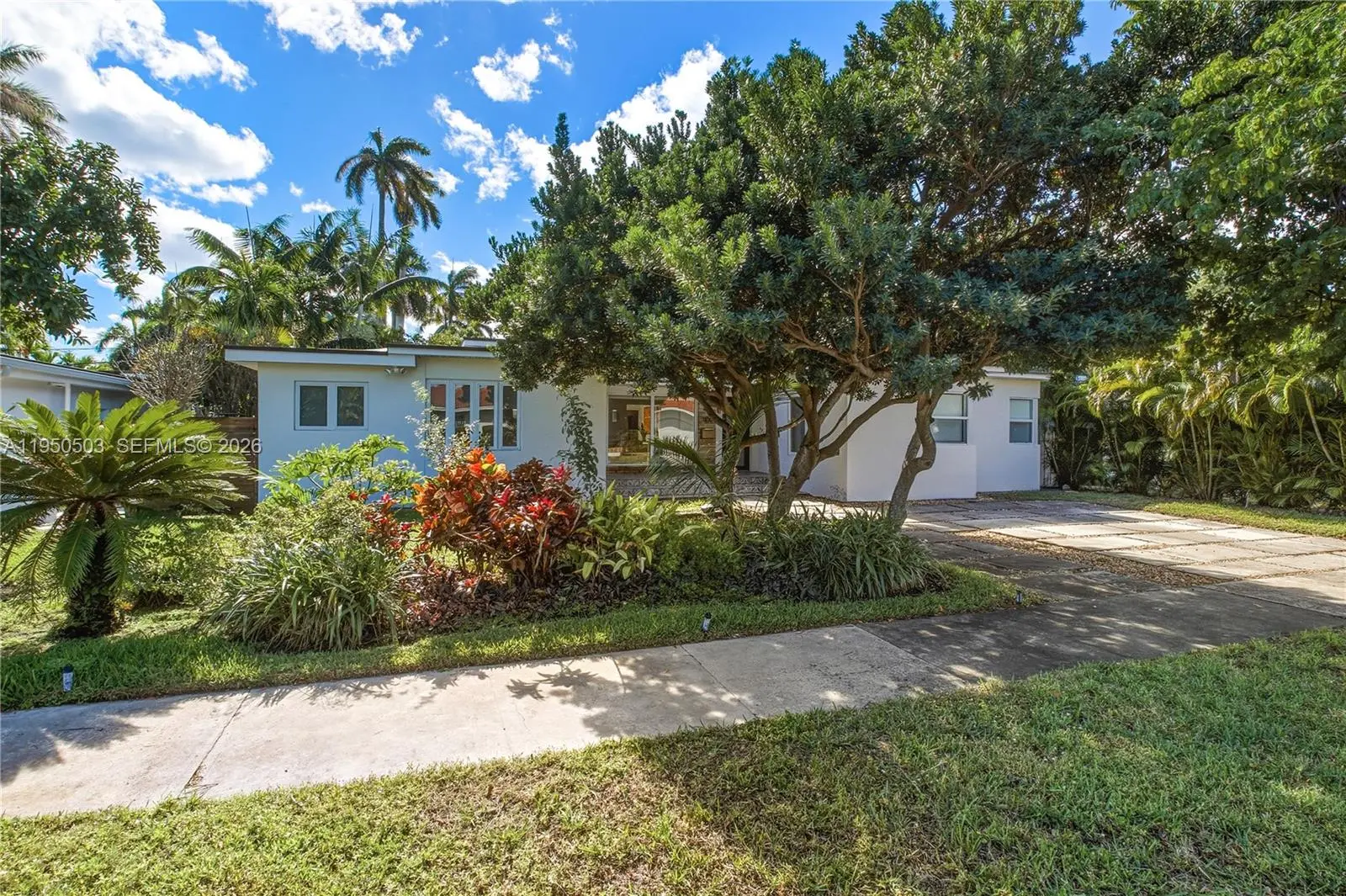 Photo of Listing #A11950503