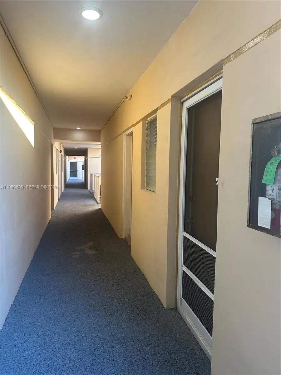 Photo of Listing #A11953689