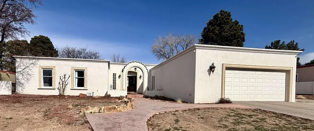 7433 El Morro Road Ne, Albuquerque