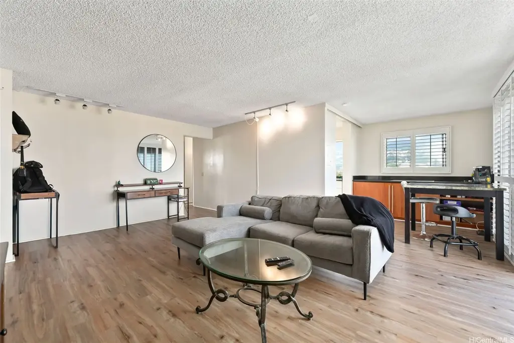 (unit #pha) 1111 Wilder Avenue, Honolulu