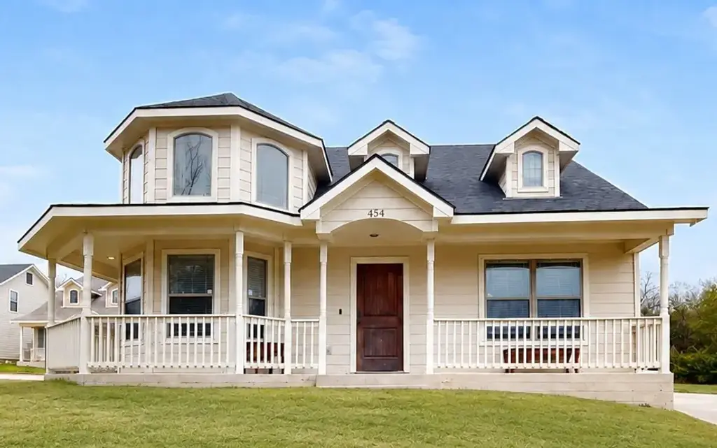 454 Chimney Hill Drive, College Station