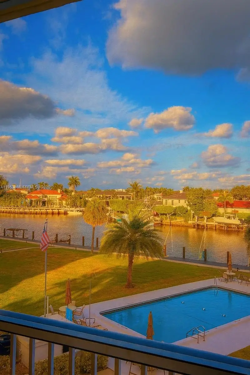 Photo of Listing #A11953888