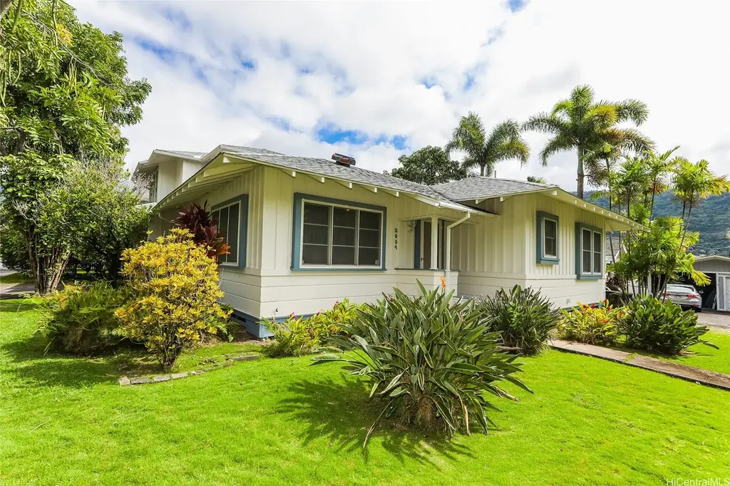 2654 Lowrey Avenue, Honolulu