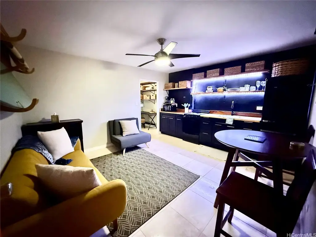 236 Liliuokalani Avenue # 204, Honolulu