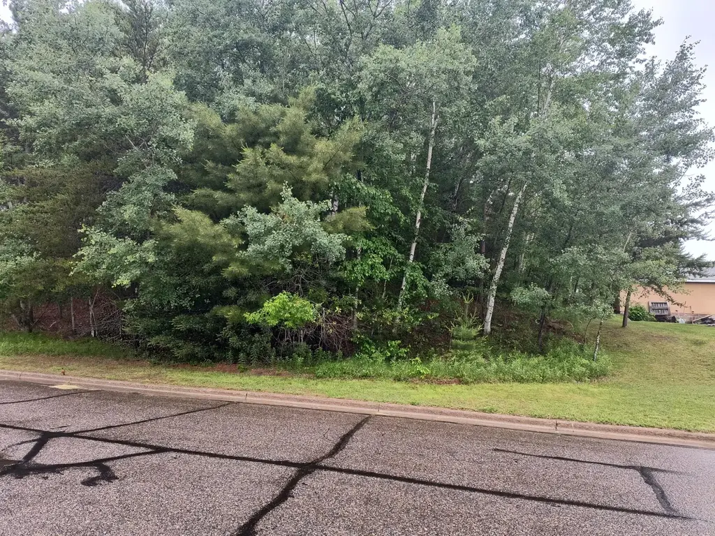 On Westhill Rd, Rhinelander
