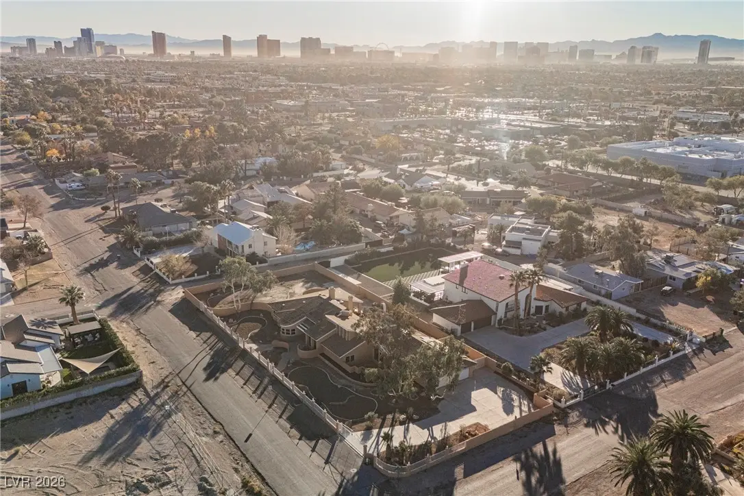 Photo of Listing #2751573