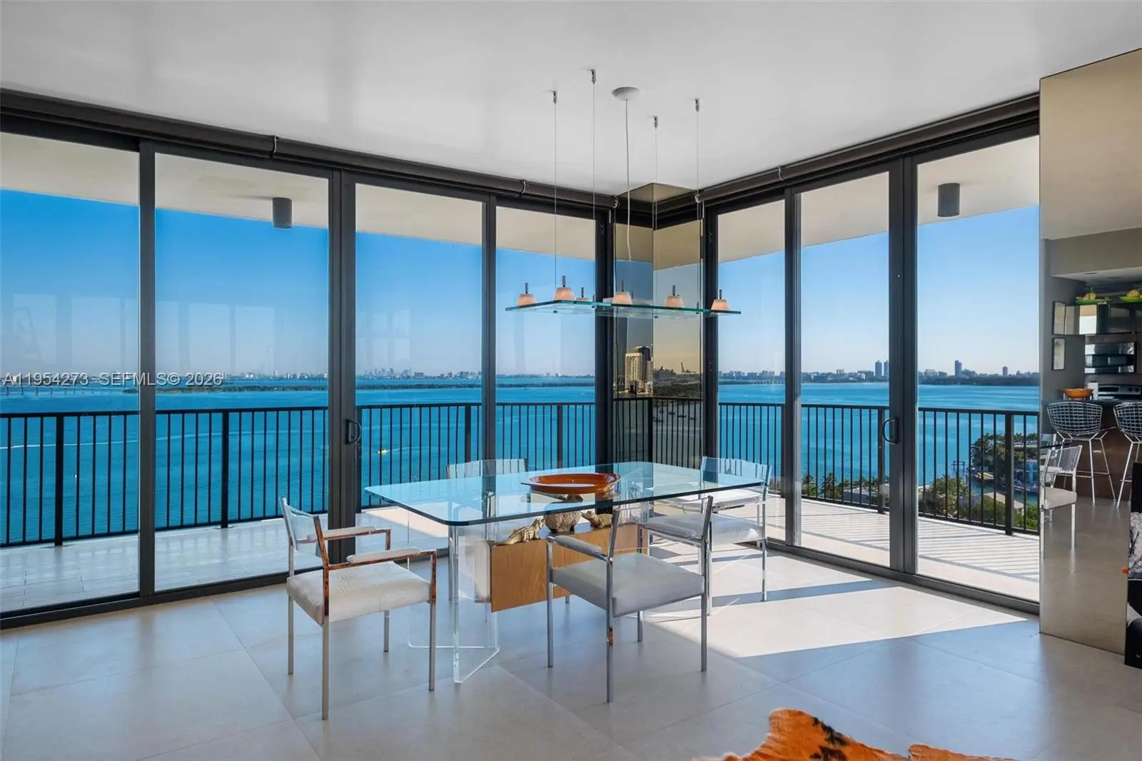 Photo of Listing #A11954273