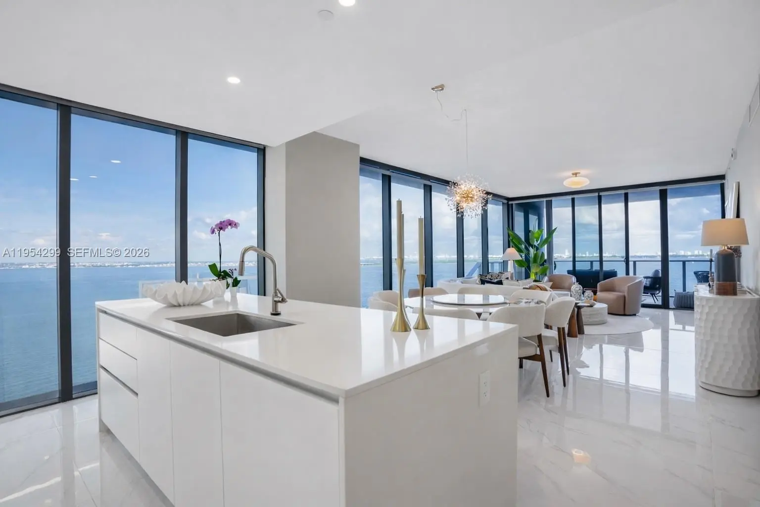 Photo of Listing #A11954299