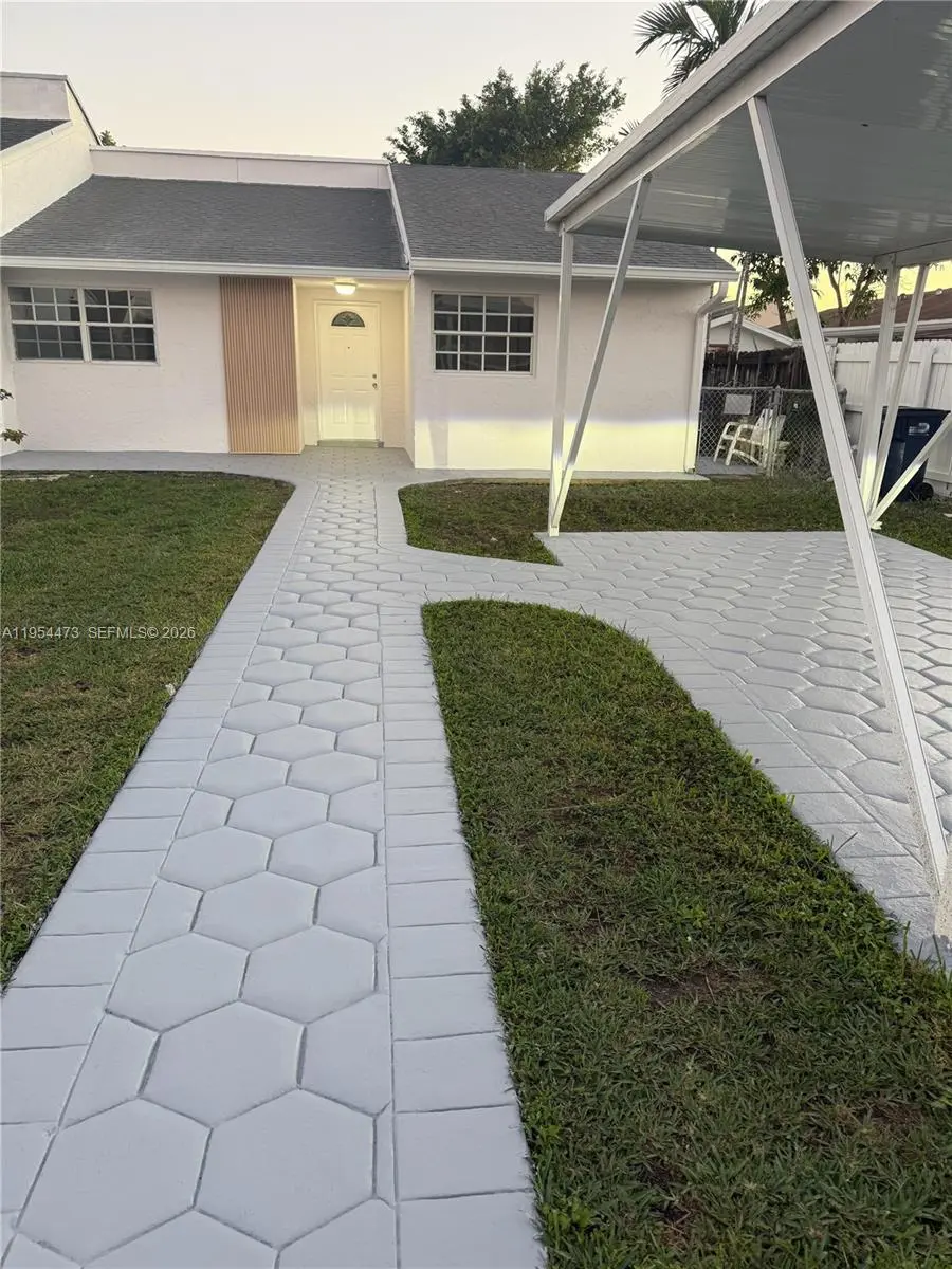 Photo of Listing #A11954473