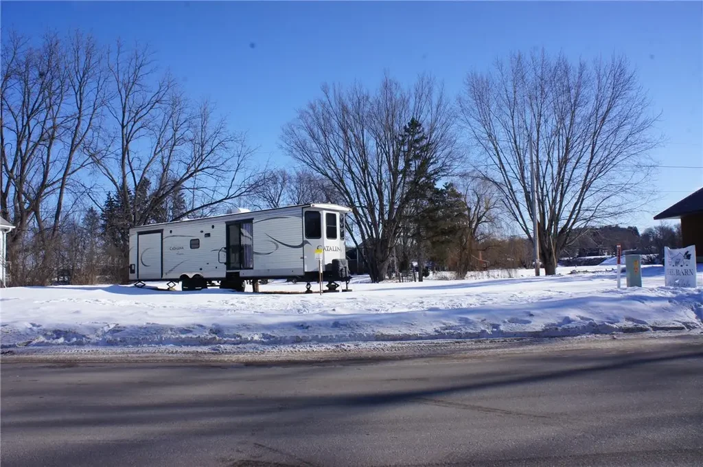 668 N Eau Claire Street, Mondovi