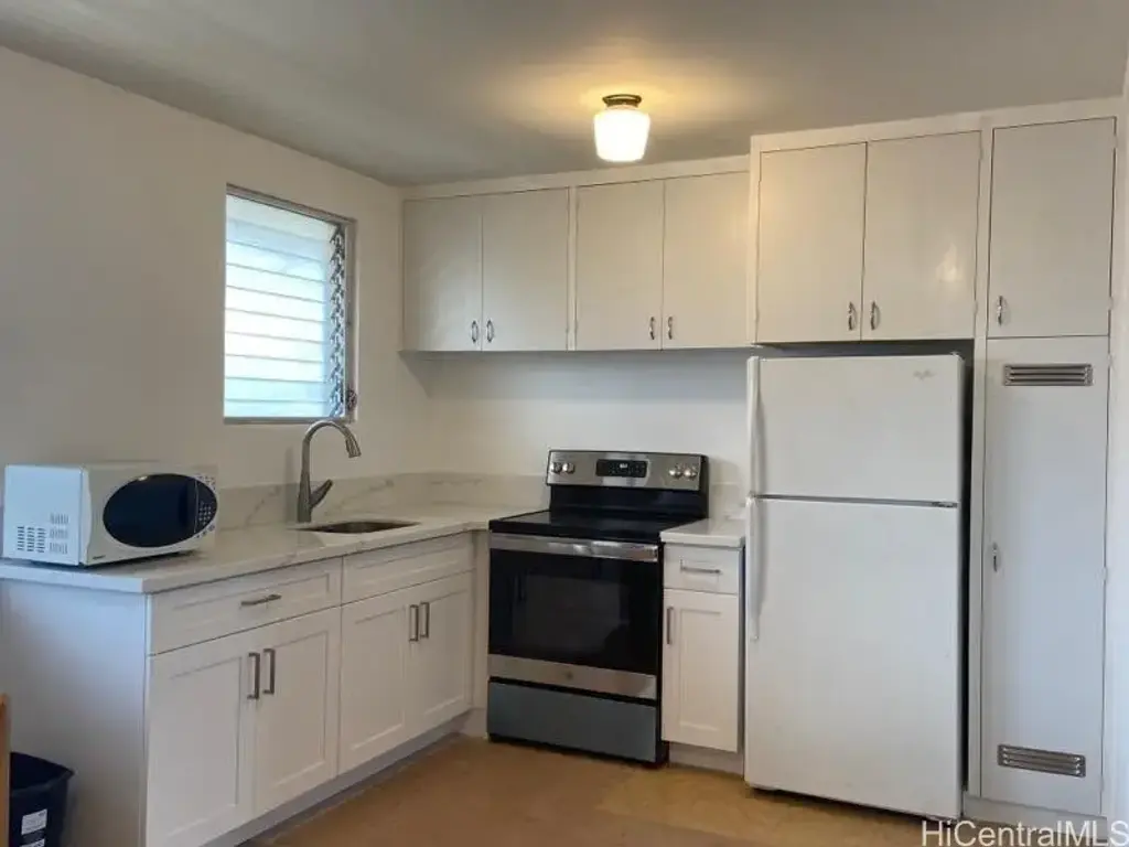 931 Coolidge Street # 205, Honolulu