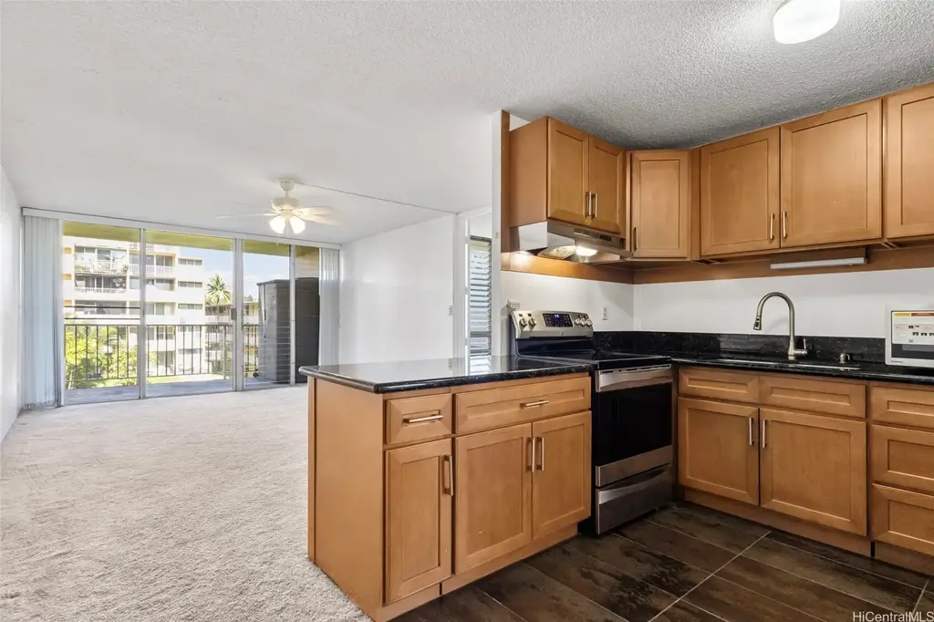 95-2048 Waikalani Place # D303, Mililani