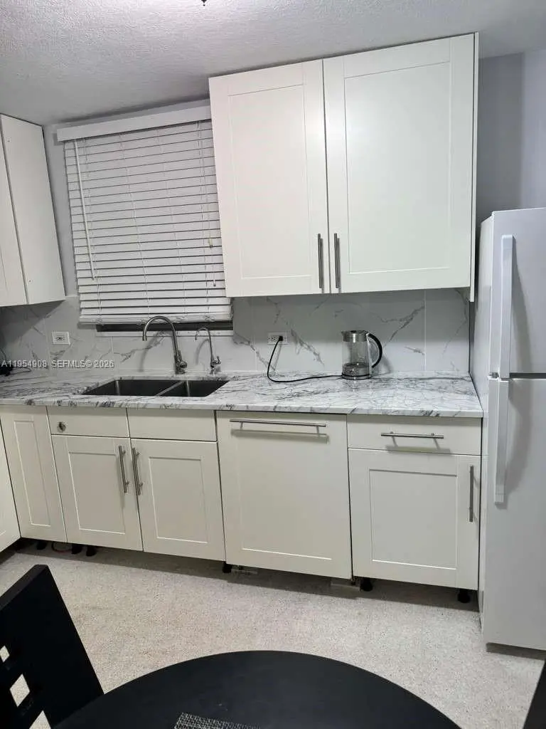 Photo of Listing #A11954908