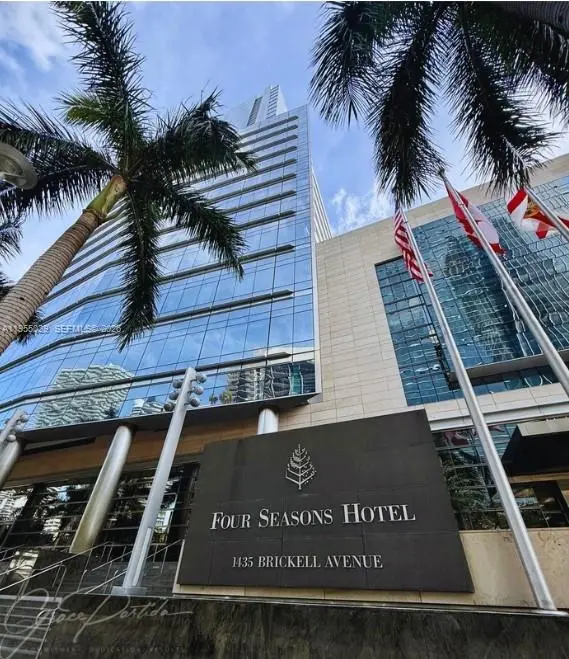 Photo of Listing #A11955029