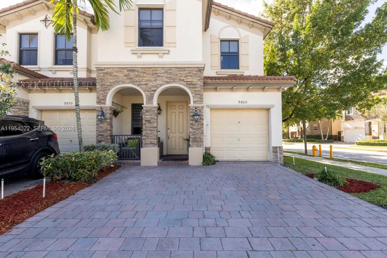 Photo of Listing #A11954022