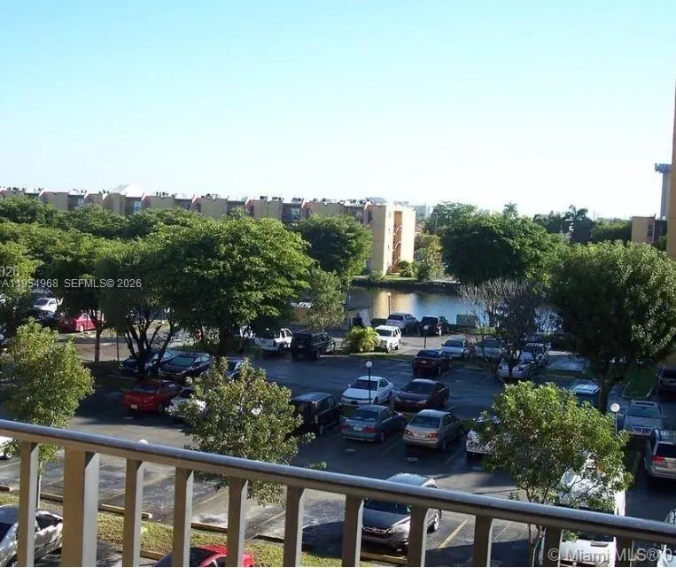 Photo of Listing #A11954968