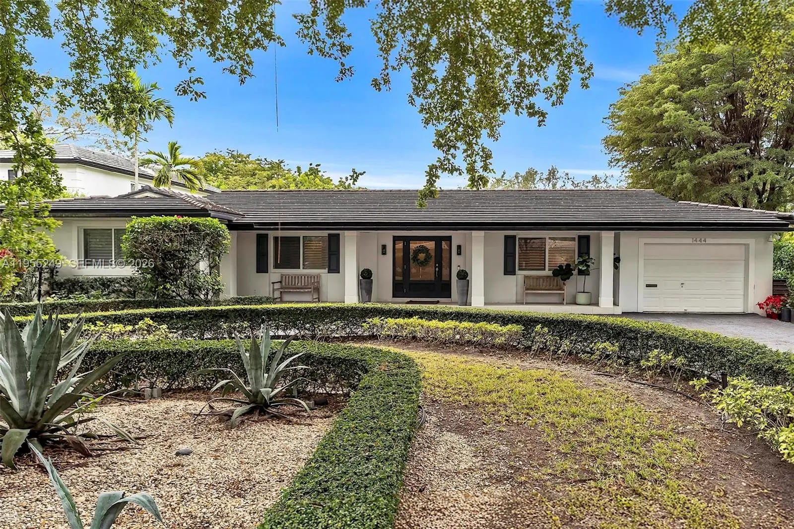 Photo of Listing #A11955249