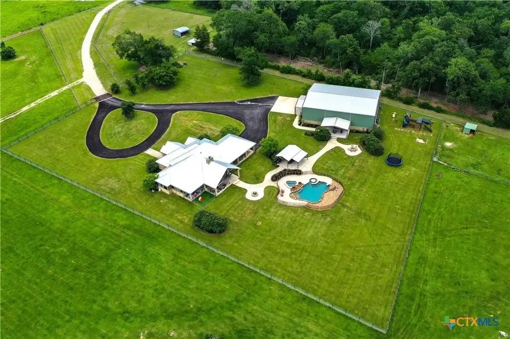 10285 Ferrill Creek Road, Bryan