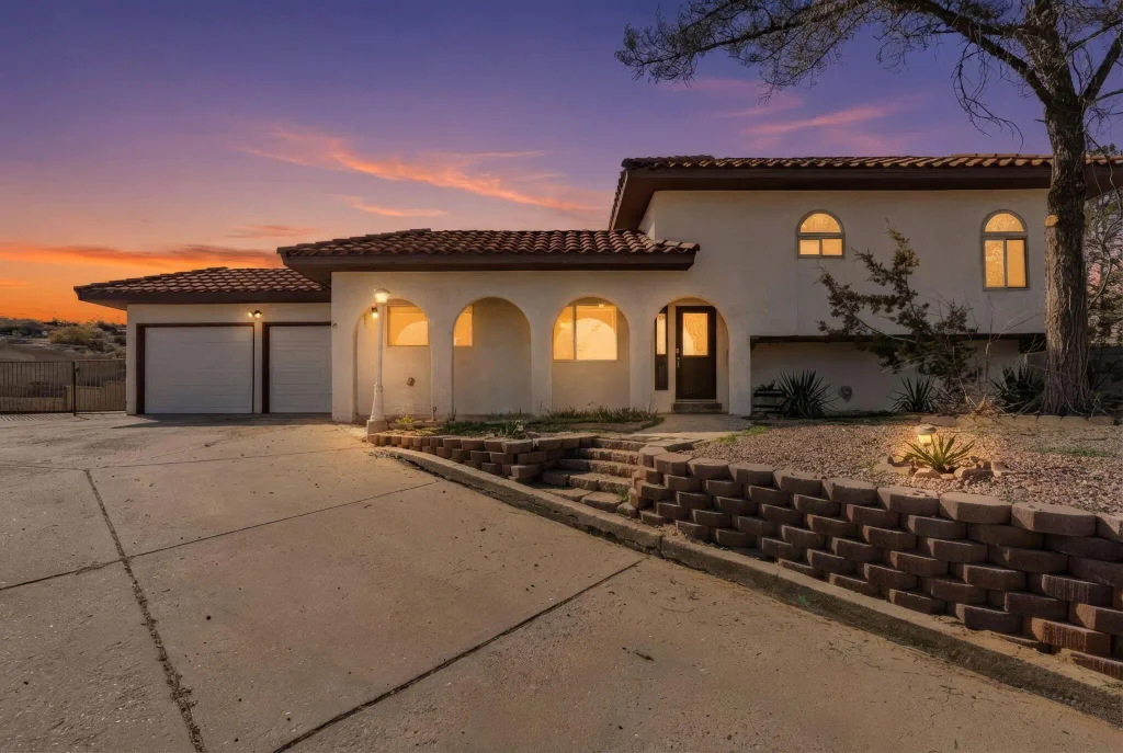 9669 Asbury Lane Nw, Albuquerque