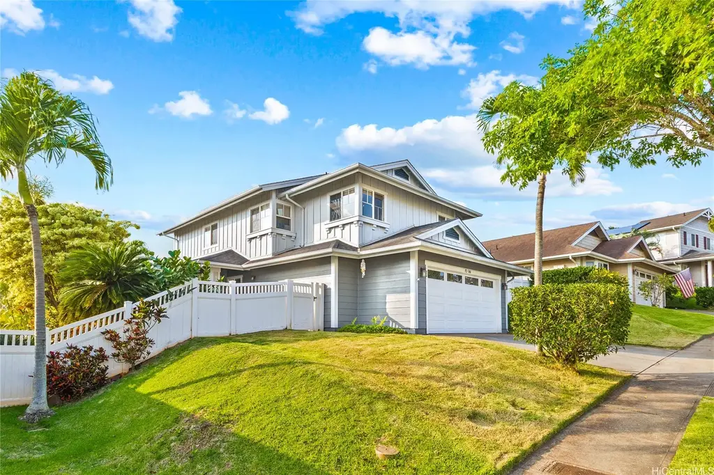 92-346 Palaulau Place # 81, Kapolei