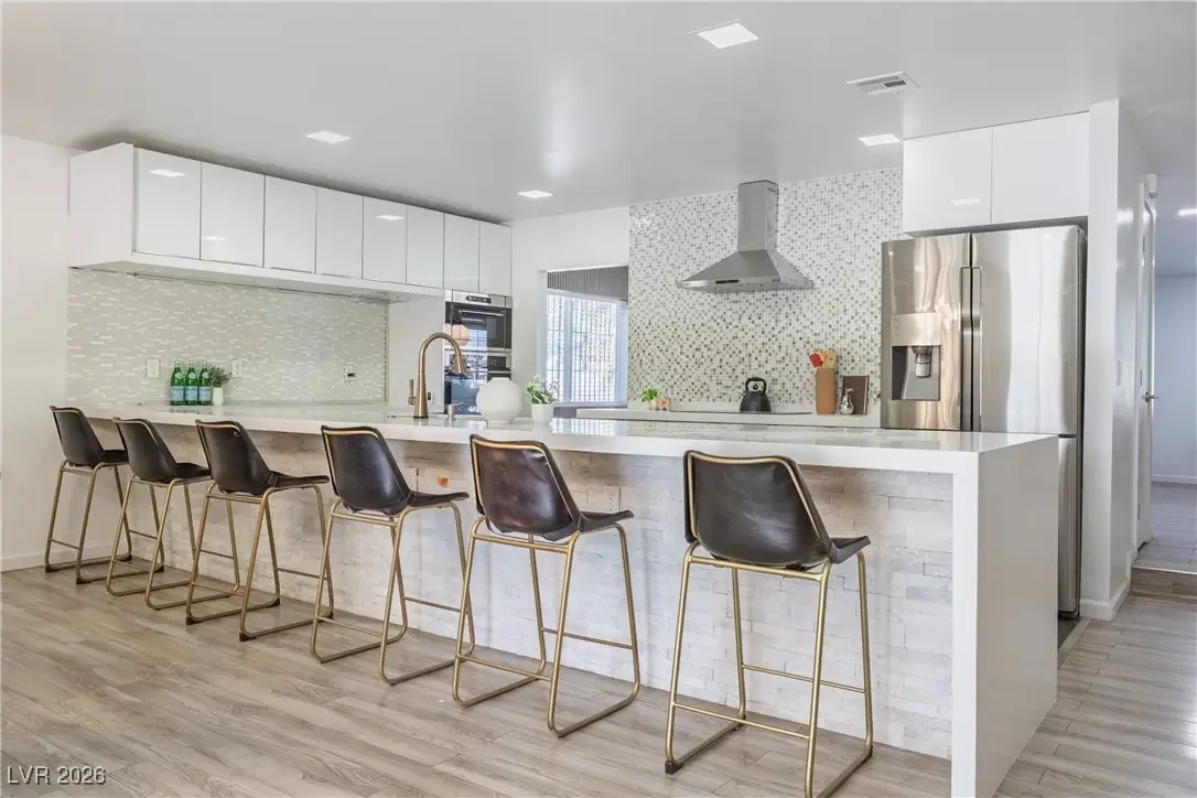 Photo of Listing #2751735