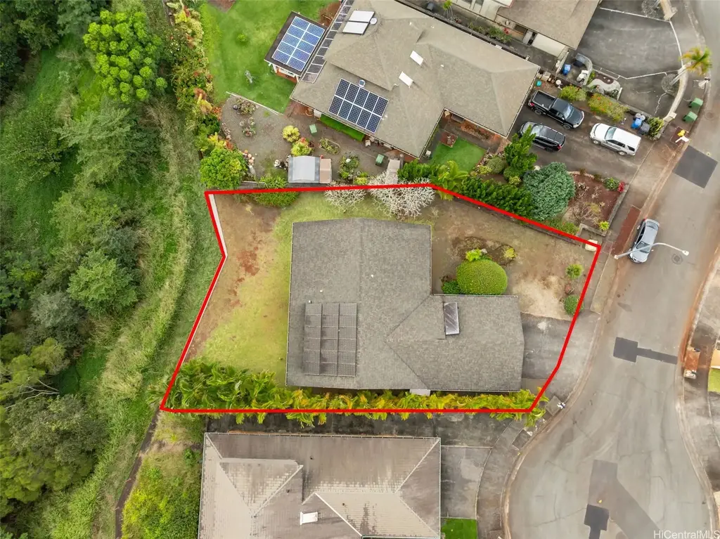 95-153 Makaunulau Place, Mililani