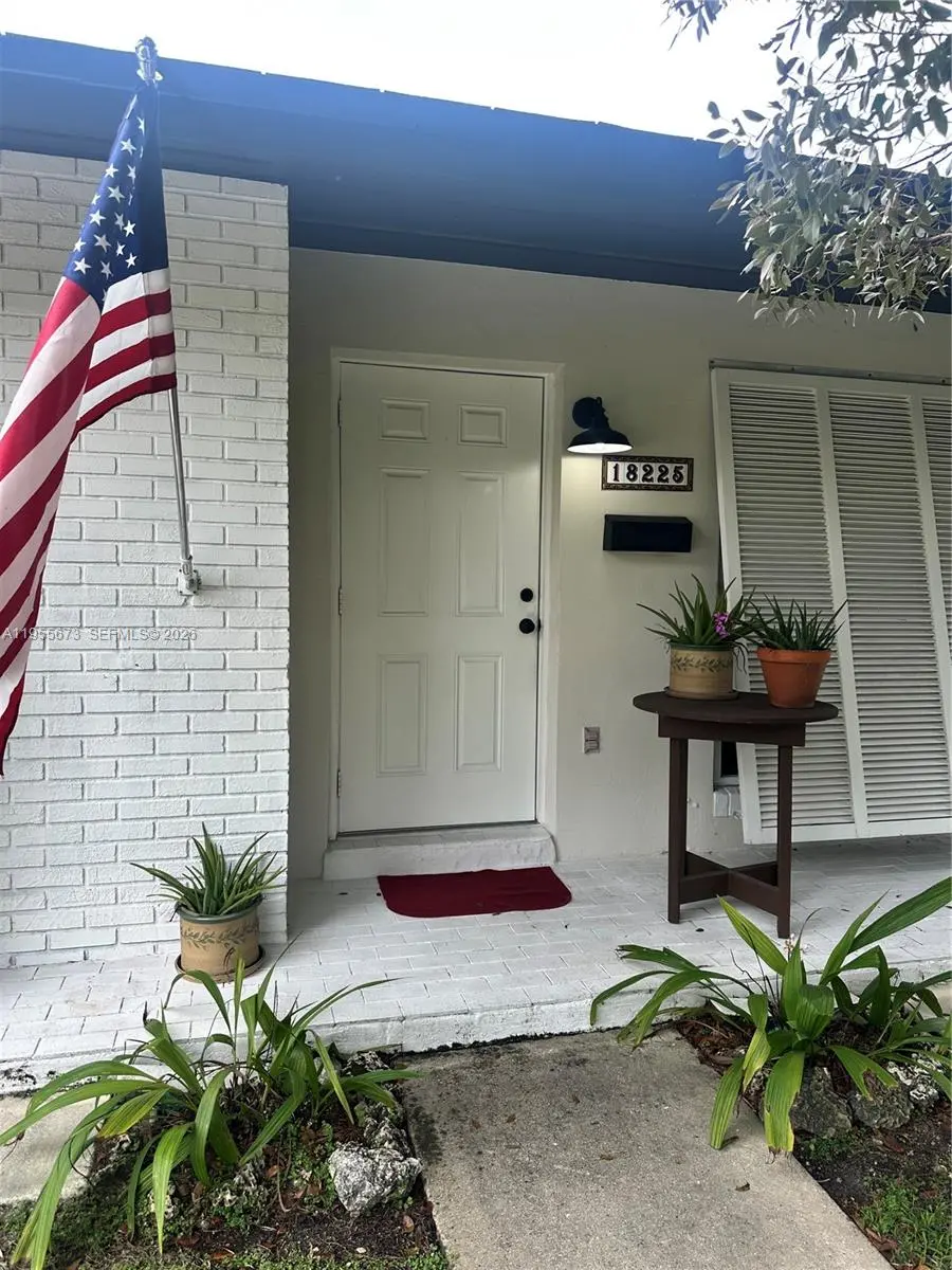 Photo of Listing #A11955673