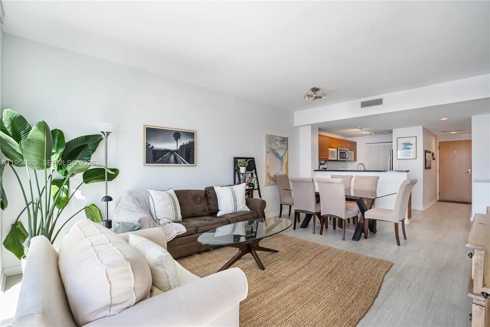 Photo of Listing #A11954689