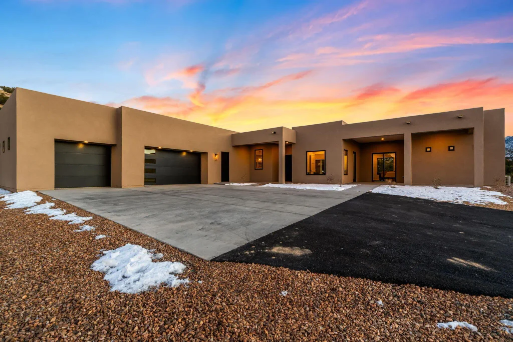 10 Rainbow Valley Road, Placitas