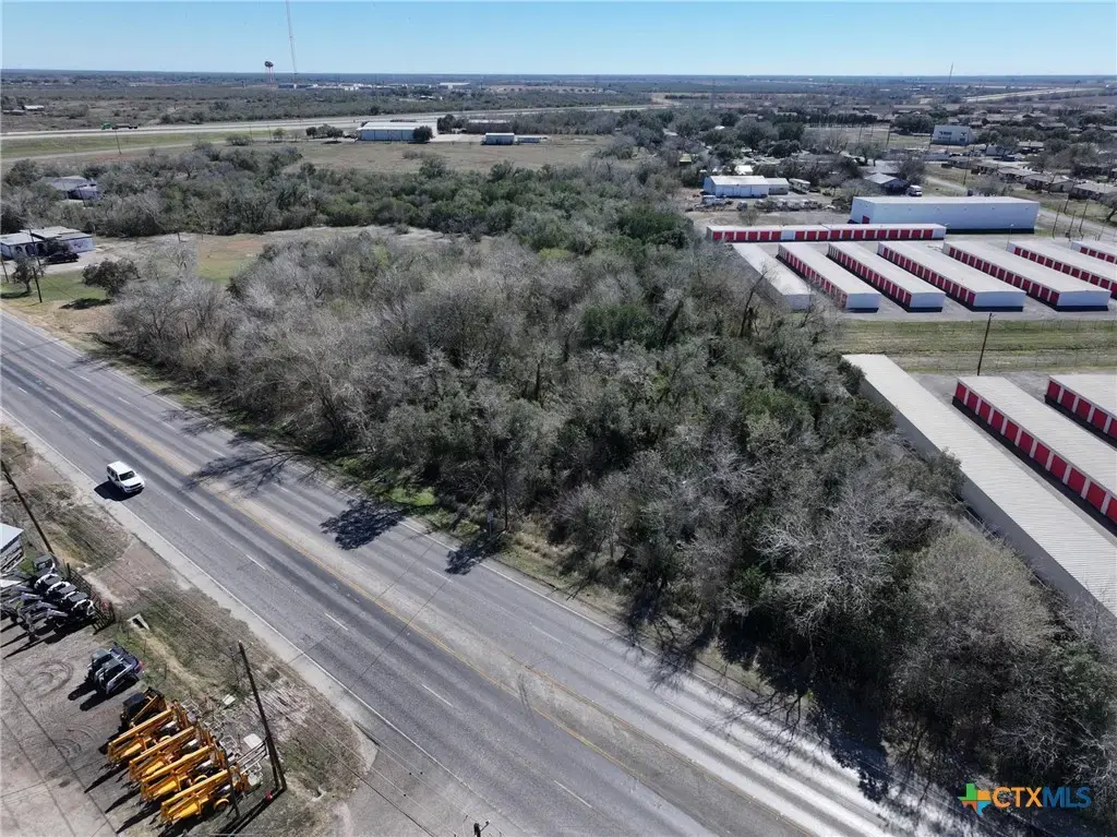 2500 S Washington, Beeville