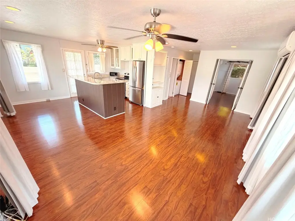 1445 Mokuna Place, Honolulu