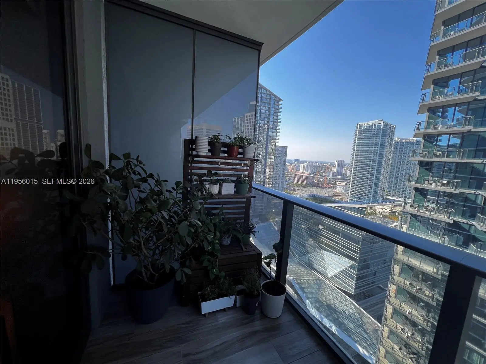 Photo of Listing #A11956015