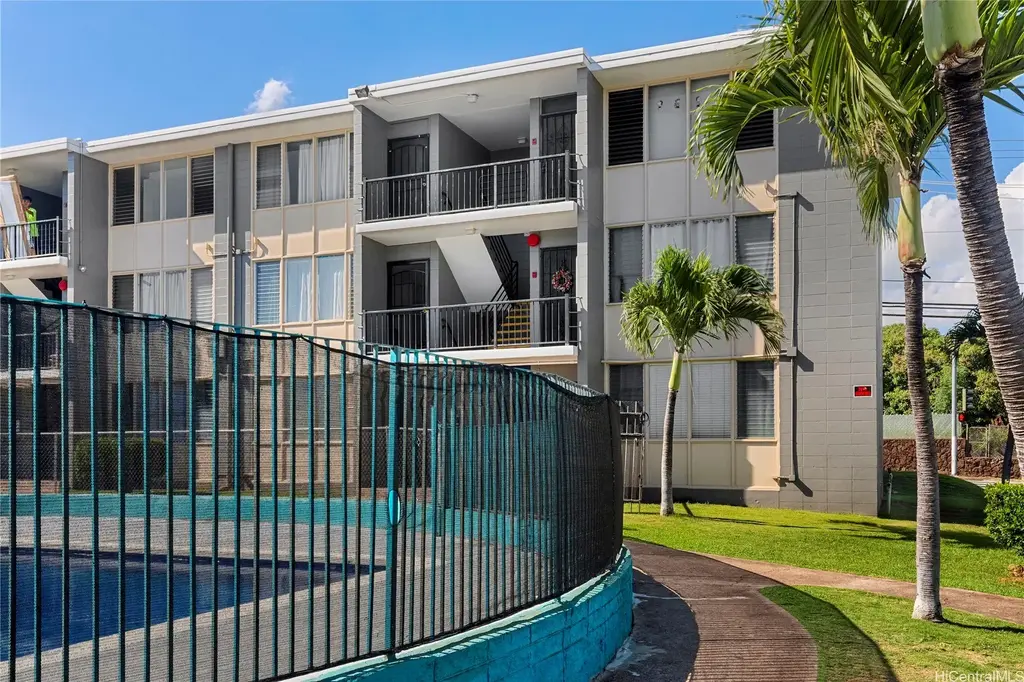 94-099 Waipahu Street # A202, Waipahu