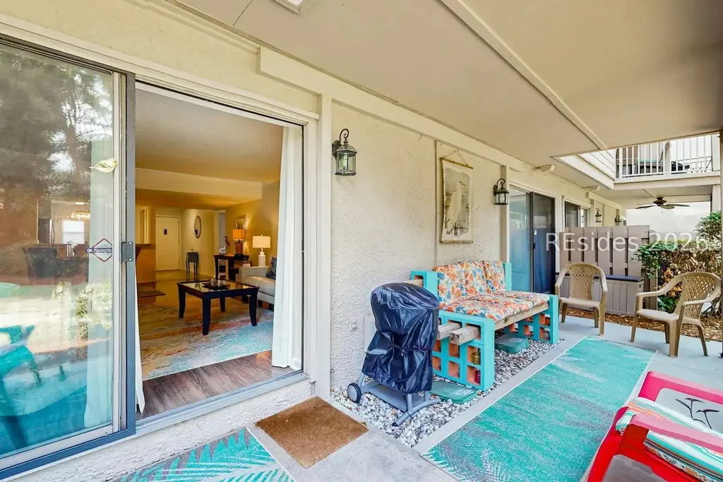 15 Deallyon Avenue 19, Hilton Head Island