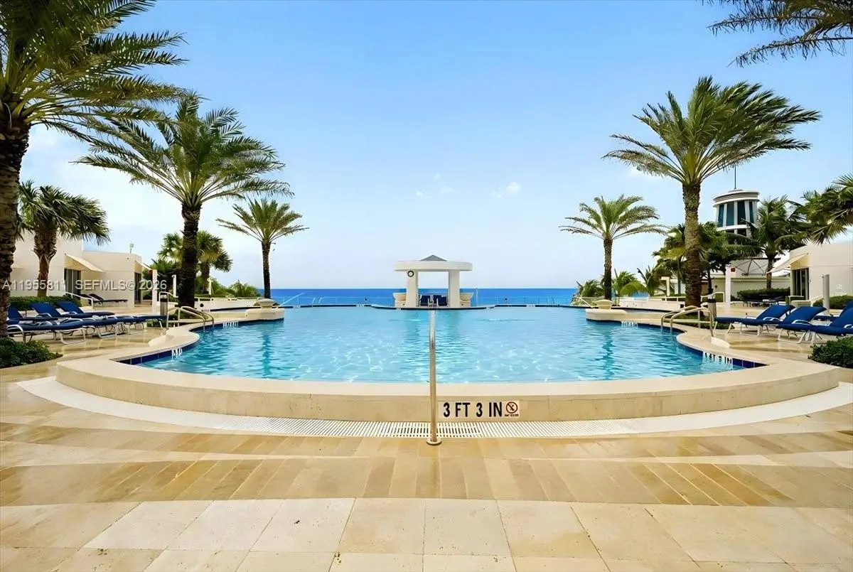 Photo of Listing #A11955811