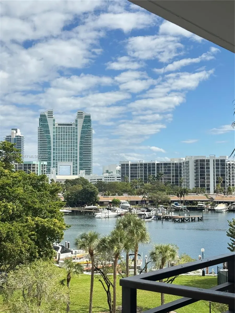 Photo of Listing #A11956195