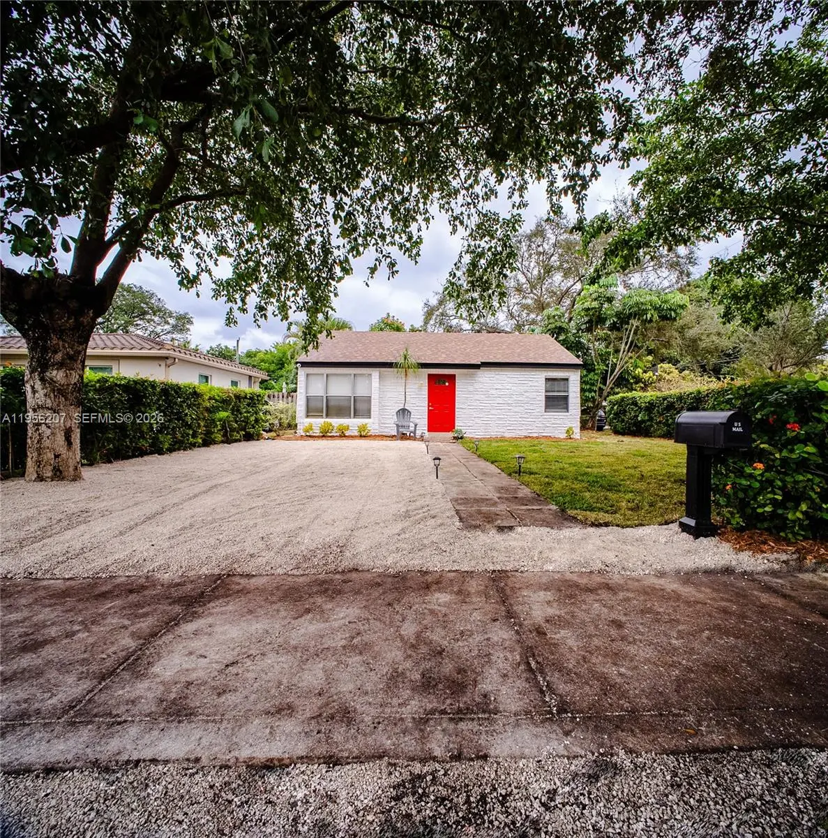 Photo of Listing #A11956207