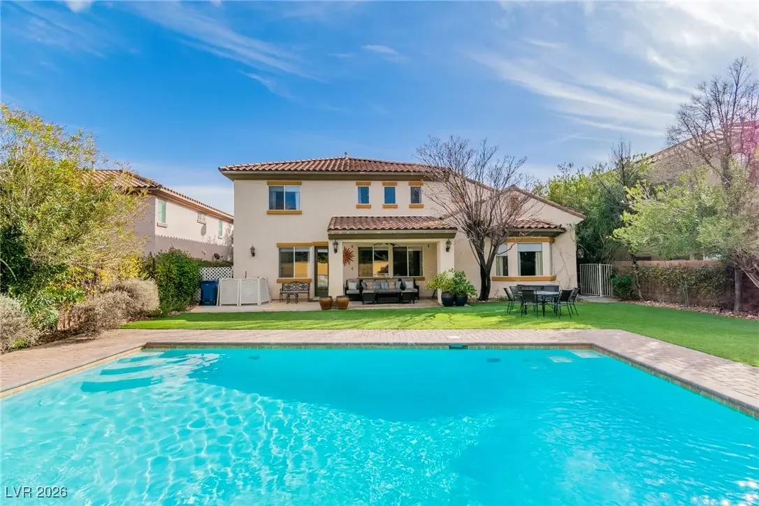 Photo of Listing #2752312