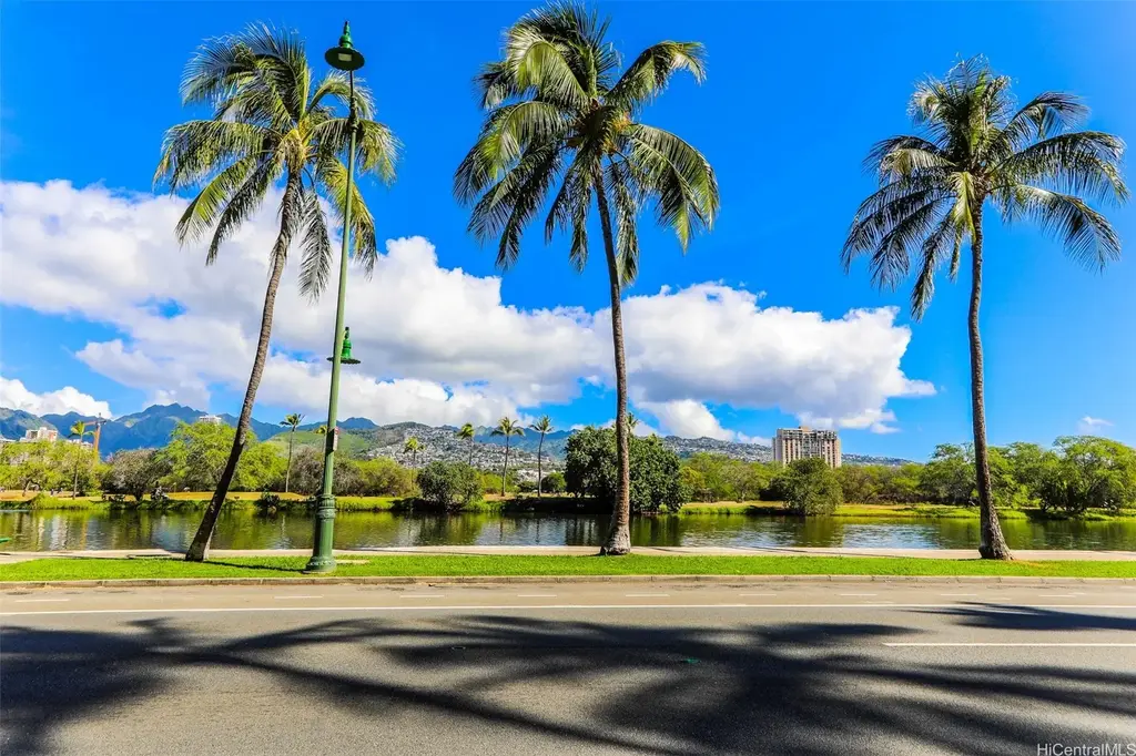 444 Kanekapolei Street # 1008, Honolulu