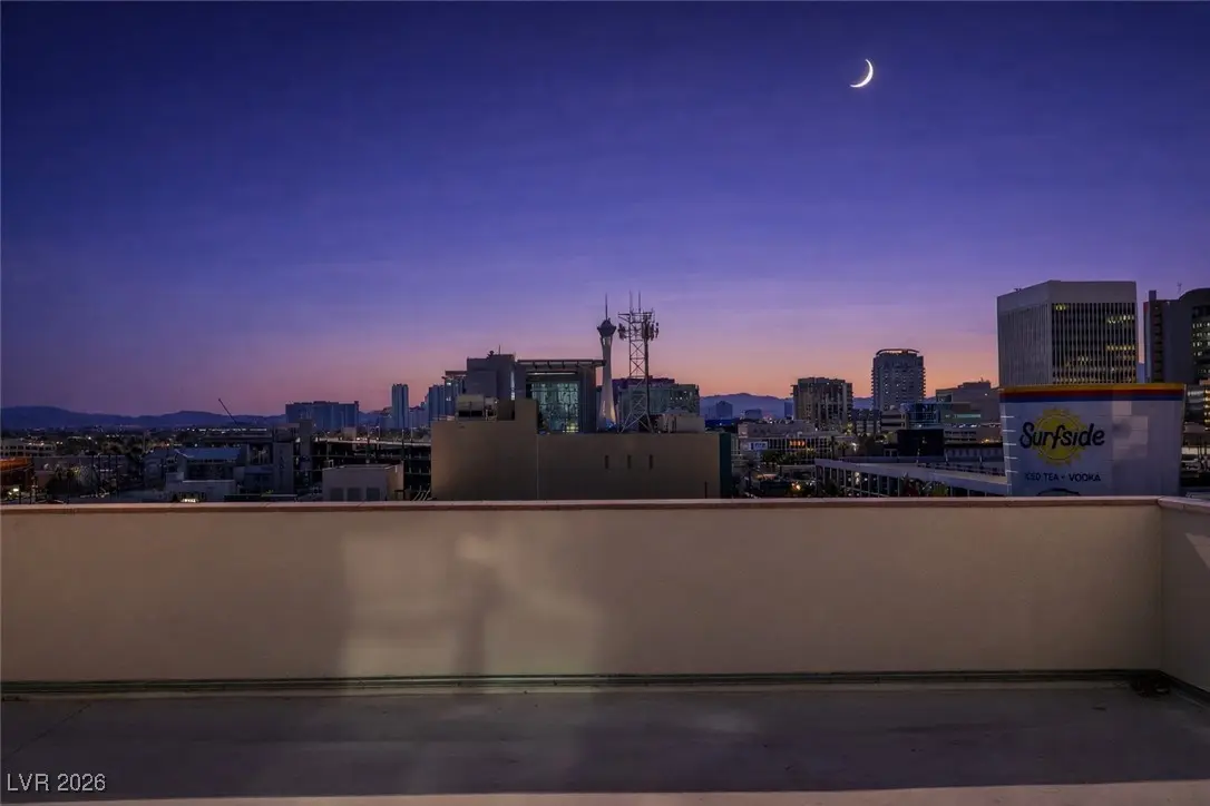 Photo of Listing #2752633