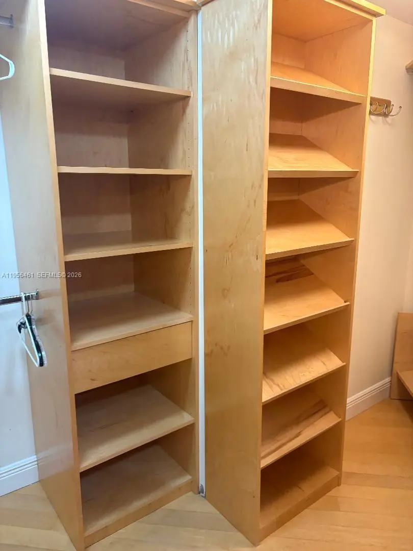 Photo of Listing #A11956461