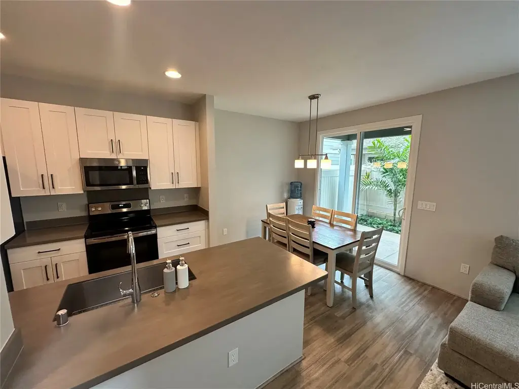 91-1841 Keaunui Drive # 535, Ewa Beach