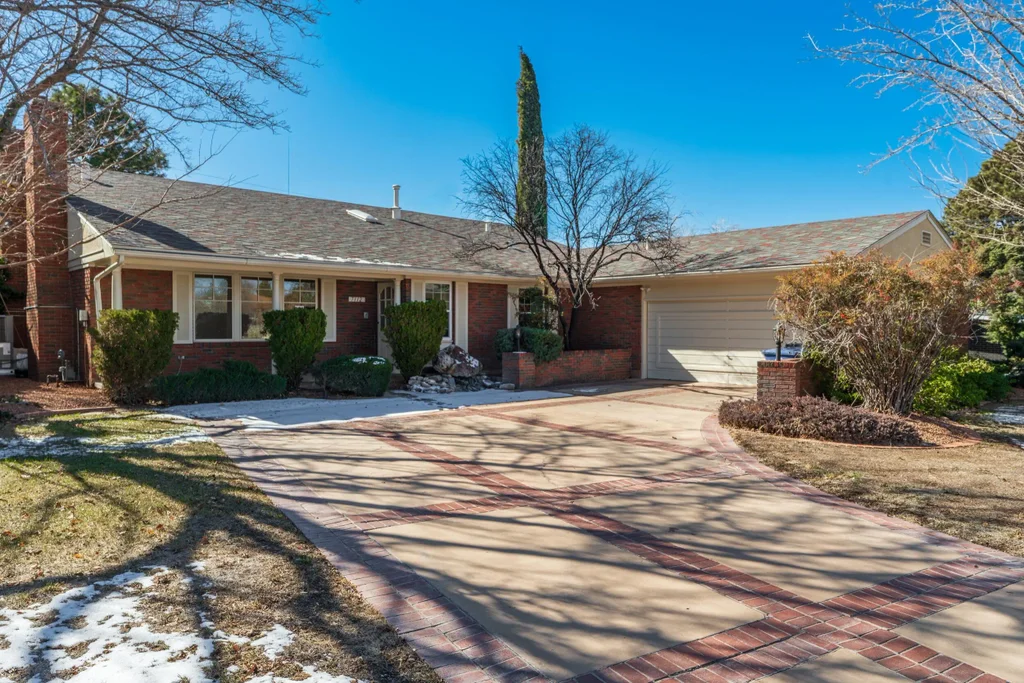 7112 Aztec Road Ne, Albuquerque