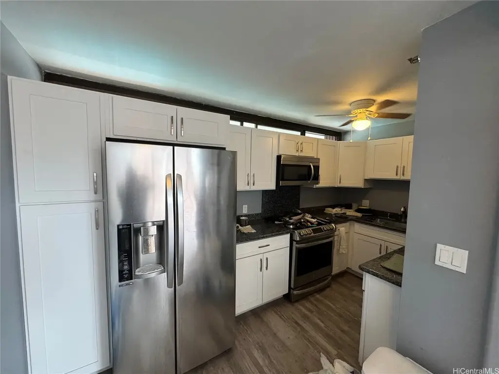 1088 Bishop Street # 1215, Honolulu