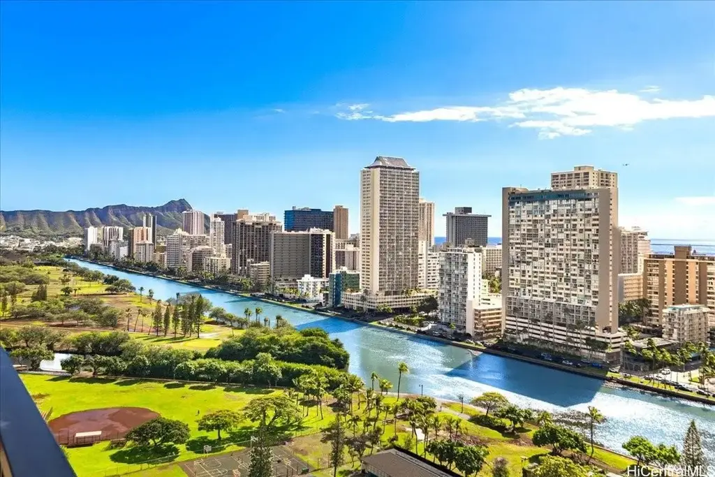 2444 Hihiwai Street # 2306, Honolulu