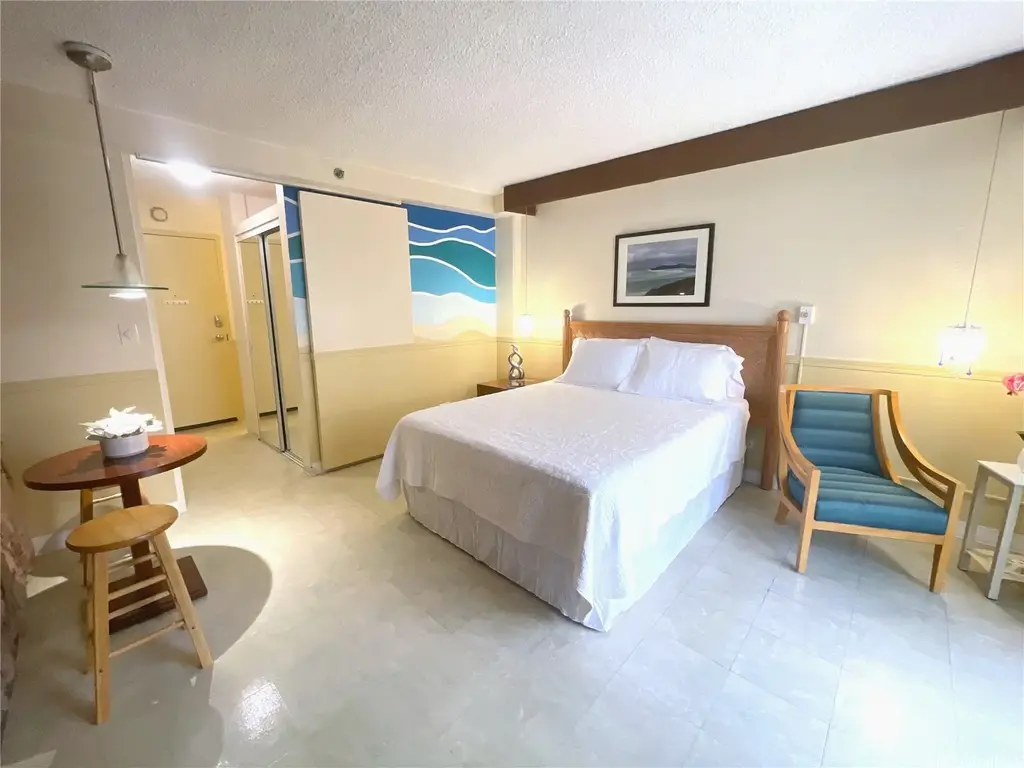1920 Ala Moana Boulevard # 806, Honolulu