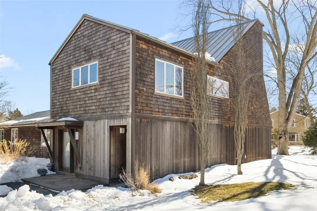 26 Roosevelt Dr, Bristol